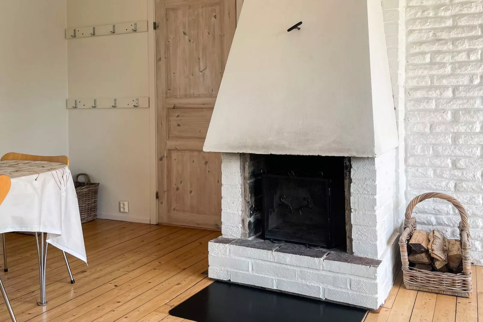 4 person holiday home in Höviksnäs-Indoor