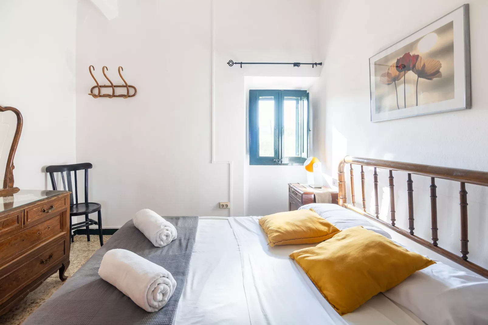 Can Teulera-Schlafzimmer