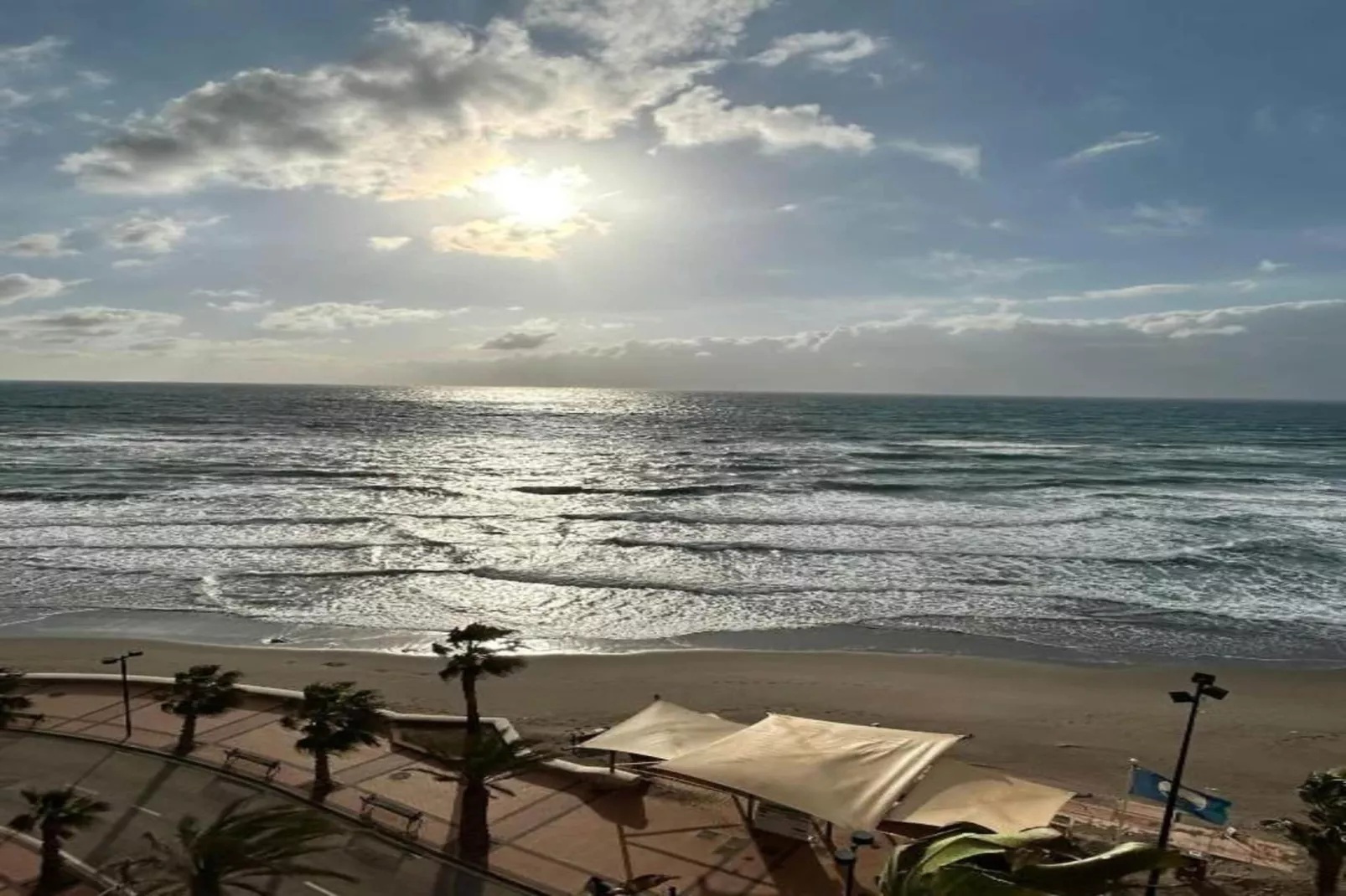 Sky-High Seaside Fuengirola Flat-Areas within 20km in summer