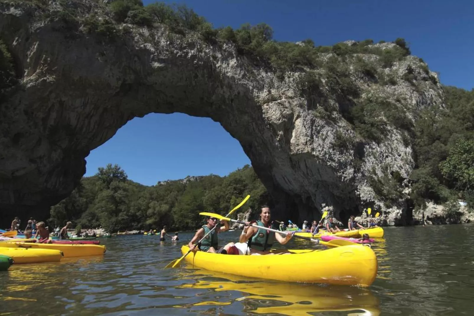 Les Sources de Manon 1-Areas within 20km in summer