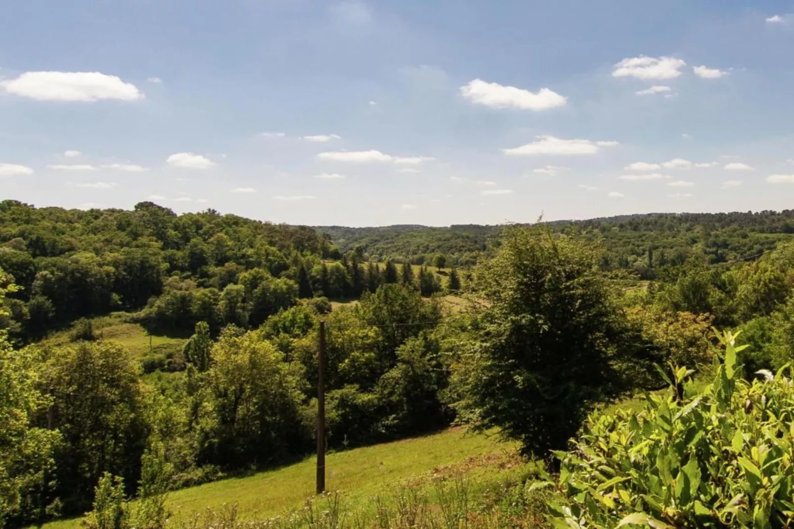 Les Coquelicots-Areas within 20km in summer