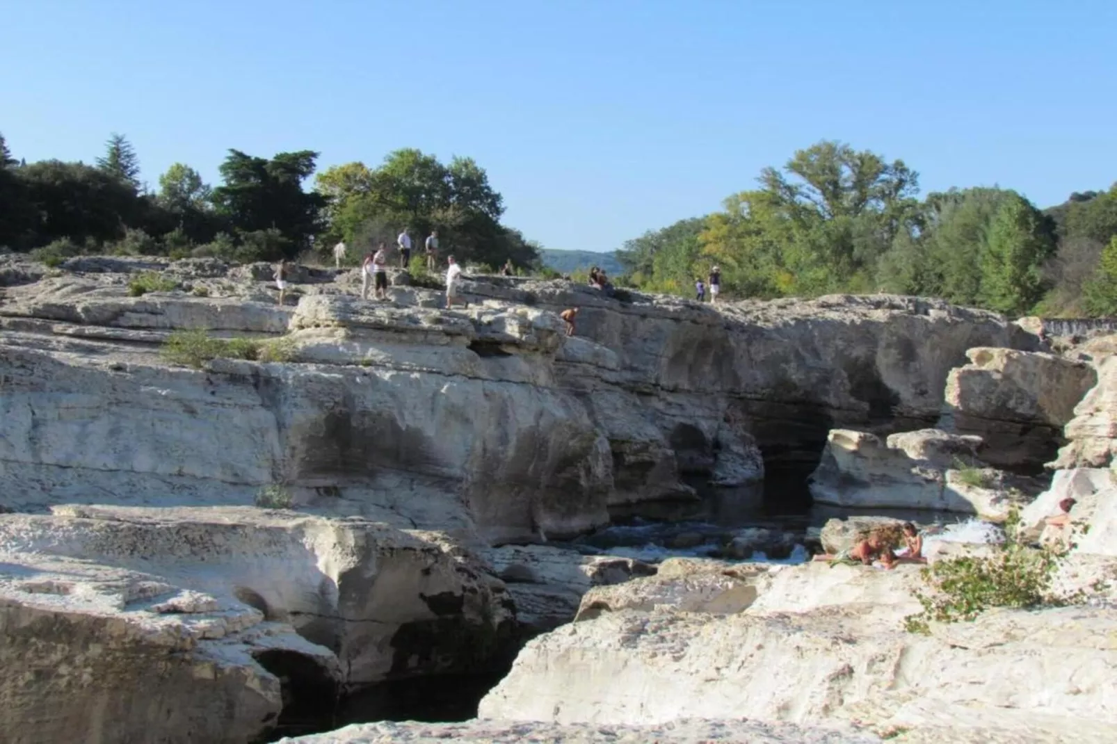 L'Oliveraie-Areas within 20km in summer
