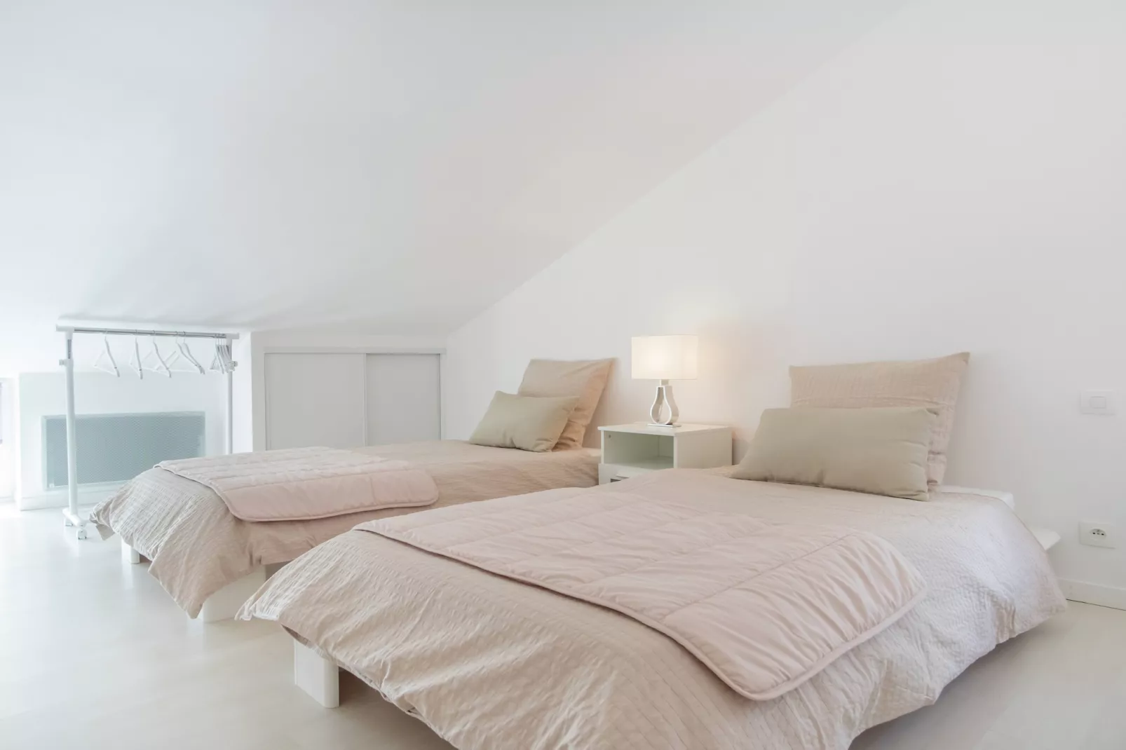 Maison de vacances Beaumont en Véron-Schlafzimmer