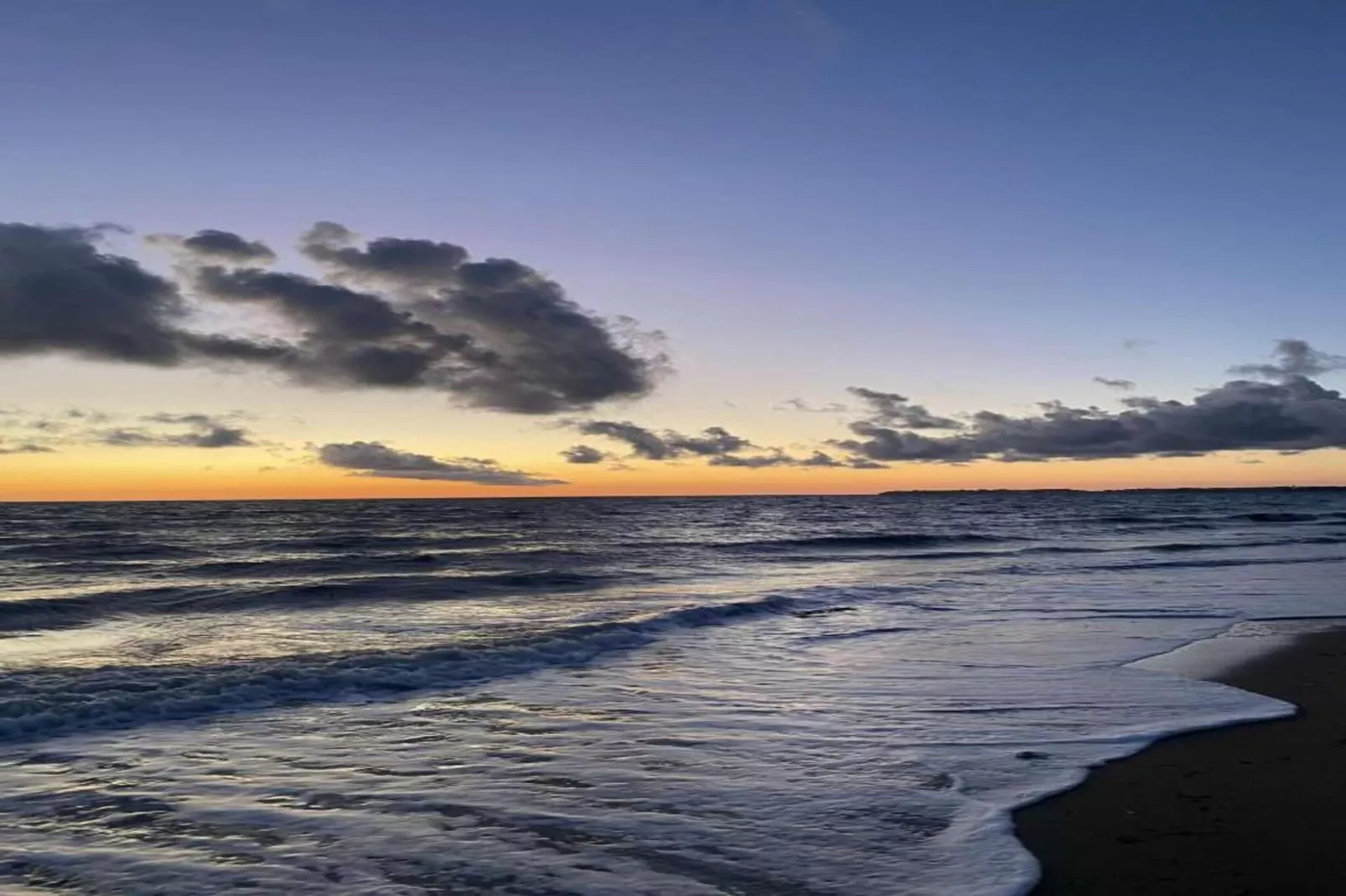 Riviera-Areas within 20km in summer