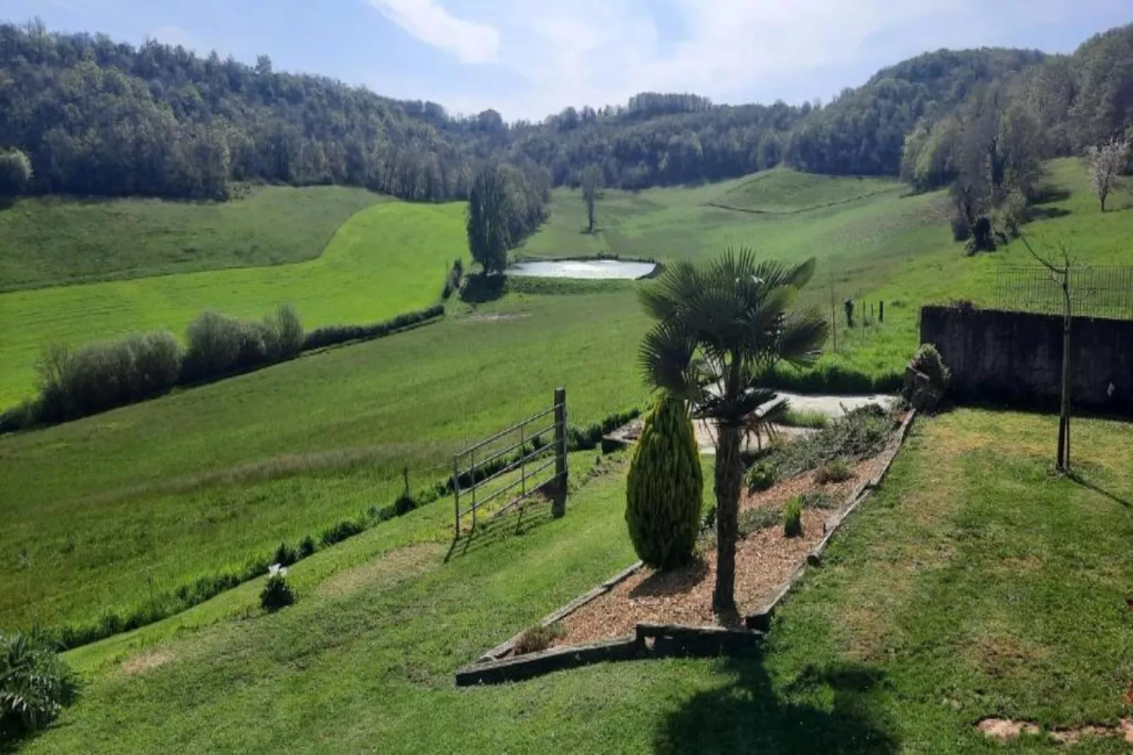 Villa d'Estienne-Gebiete Sommer 5 km