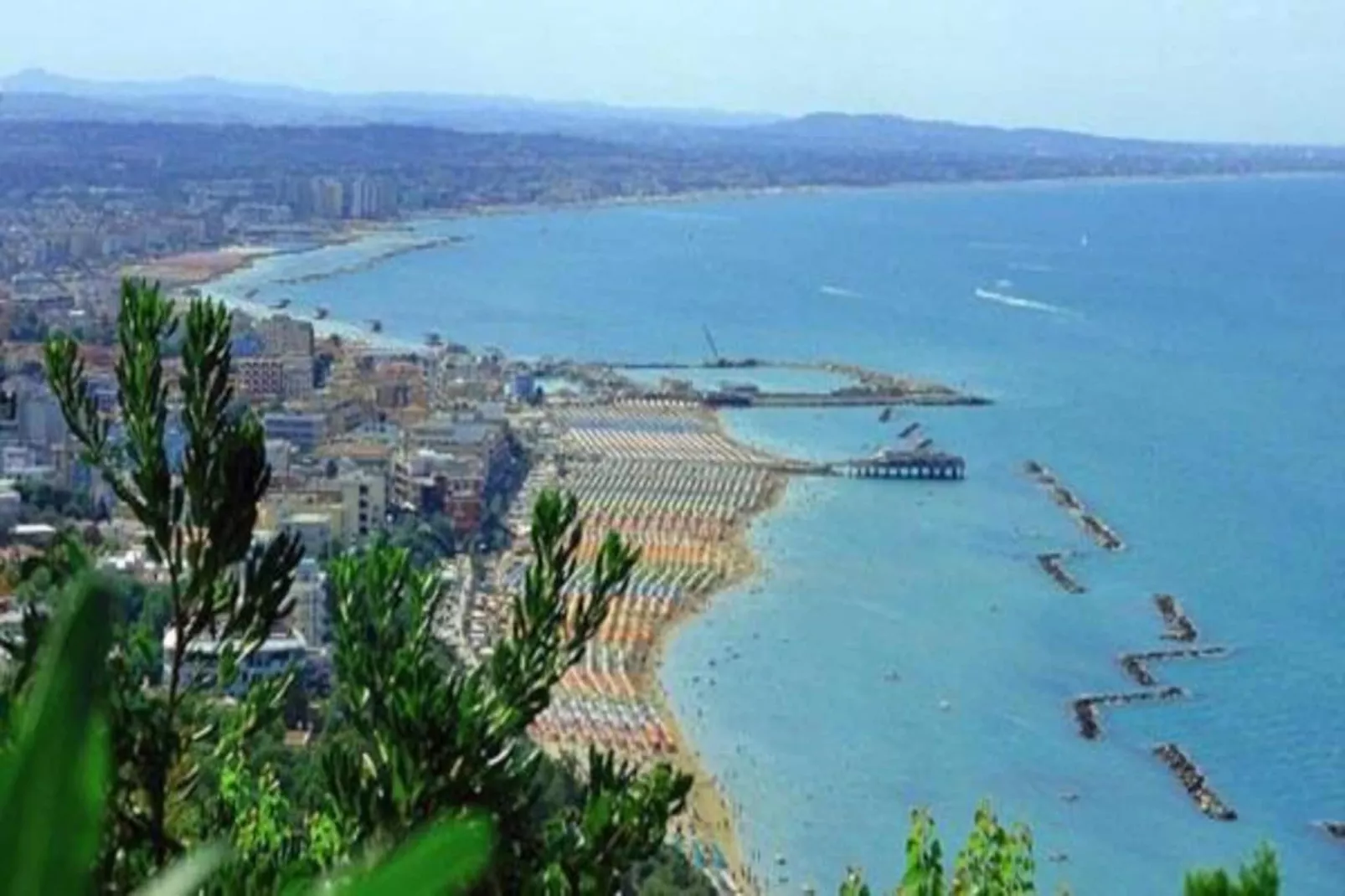 Cattolica Bilo-Areas within 20km in summer