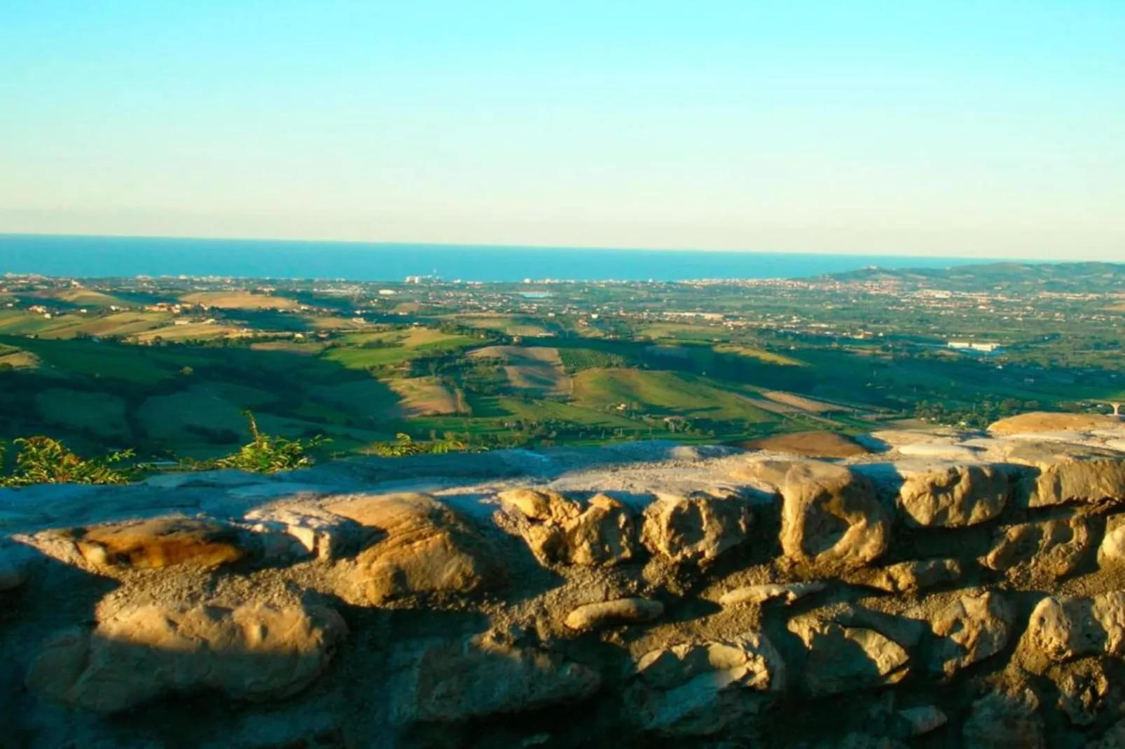 Casa Uva-Areas within 20km in summer