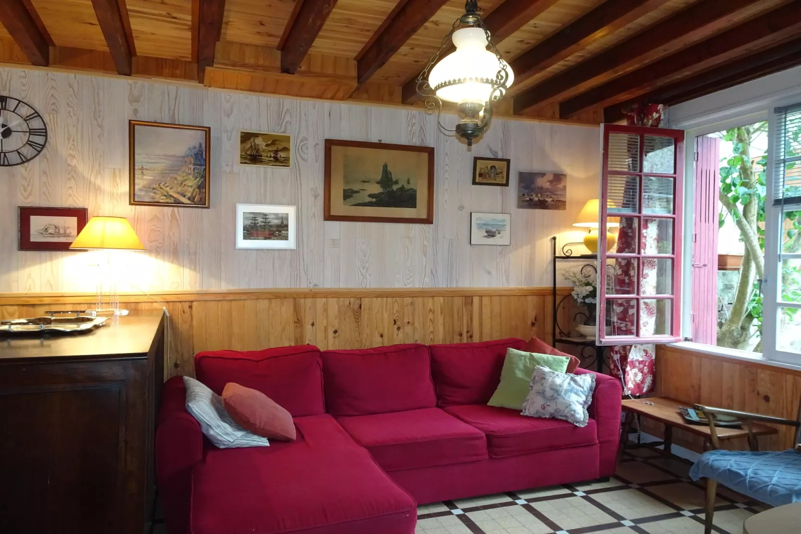 Semi-detached house Etretat-Living room