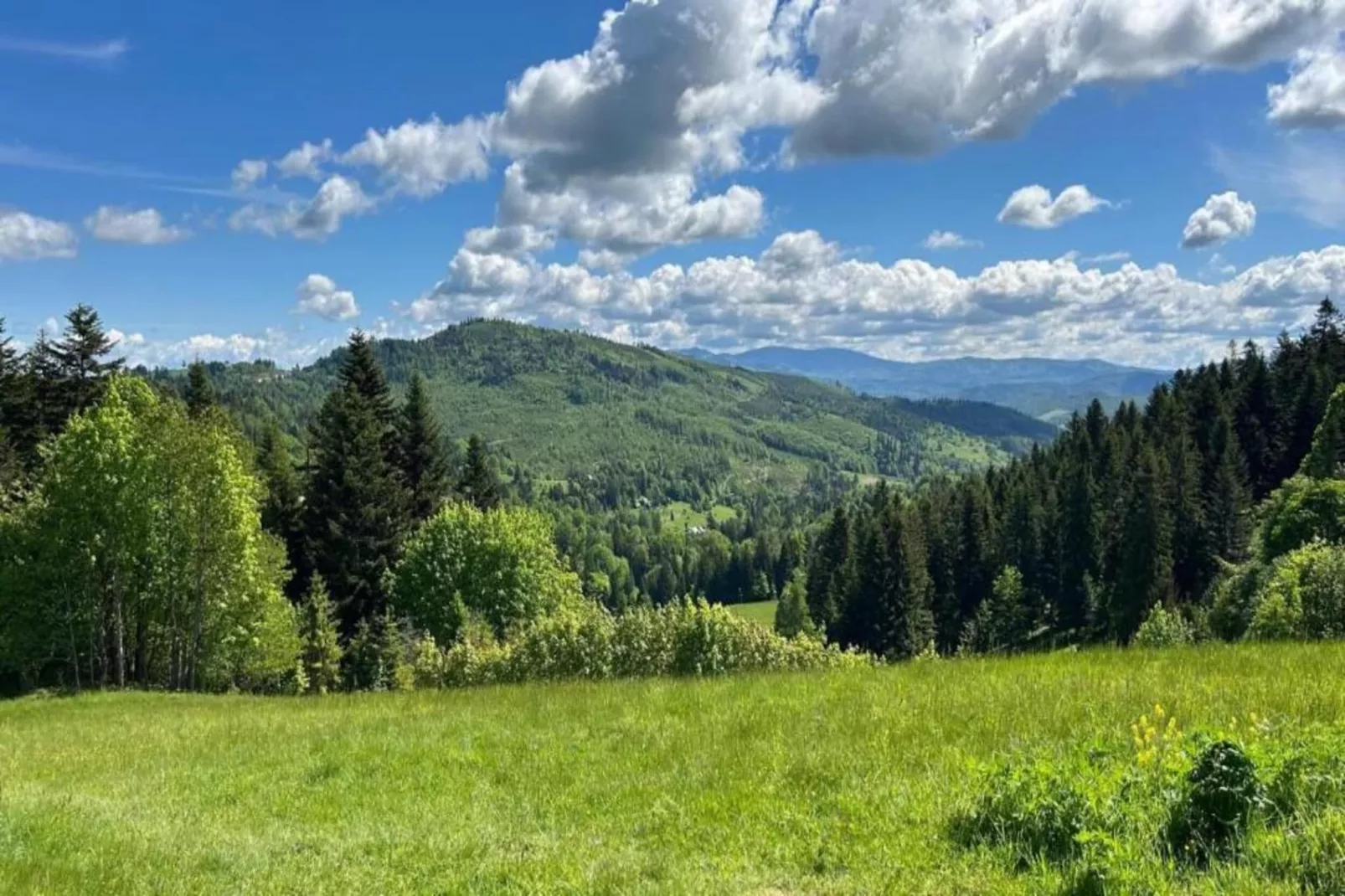 Villa with Mountain View-Gebiete Sommer 20 km