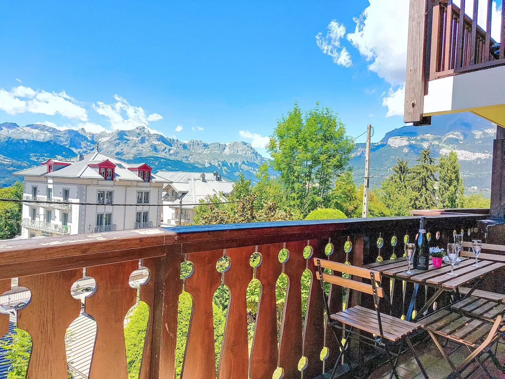 Pointe des aravis B13-Outside