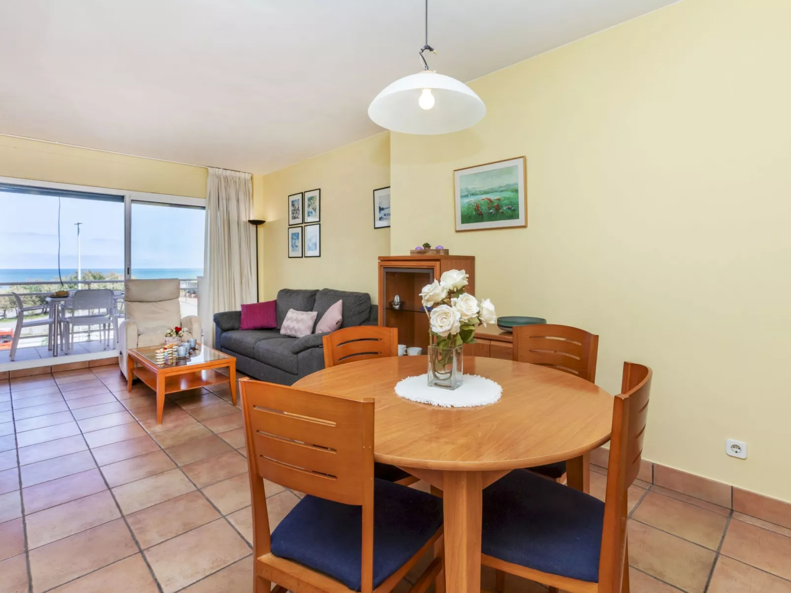 "Port Pals Sea View"-Inside