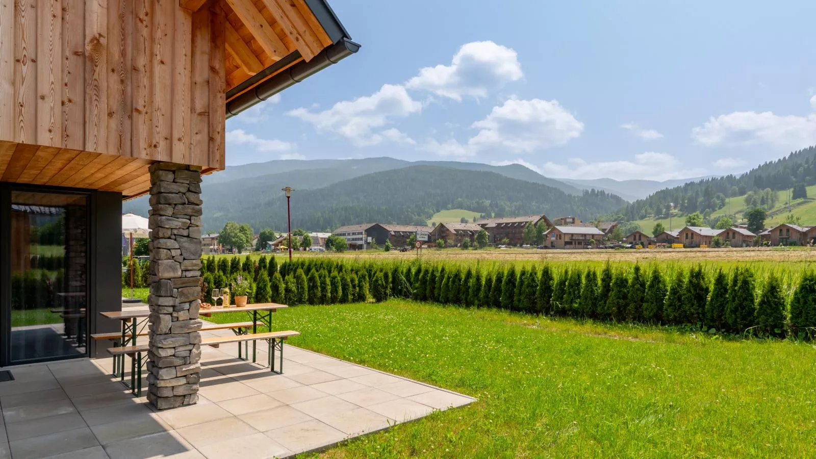 Bergzicht-View in summer