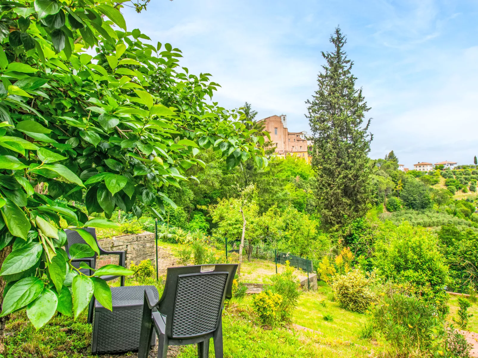 Il Giardino di Lucia-Outside
