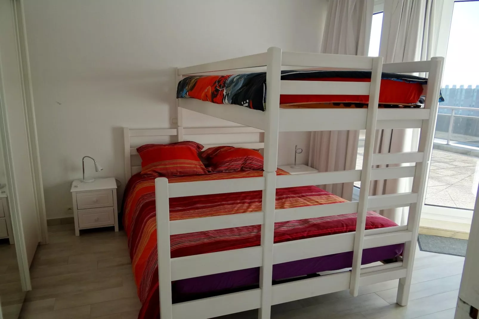 DEN OEVER V 903-Chambre