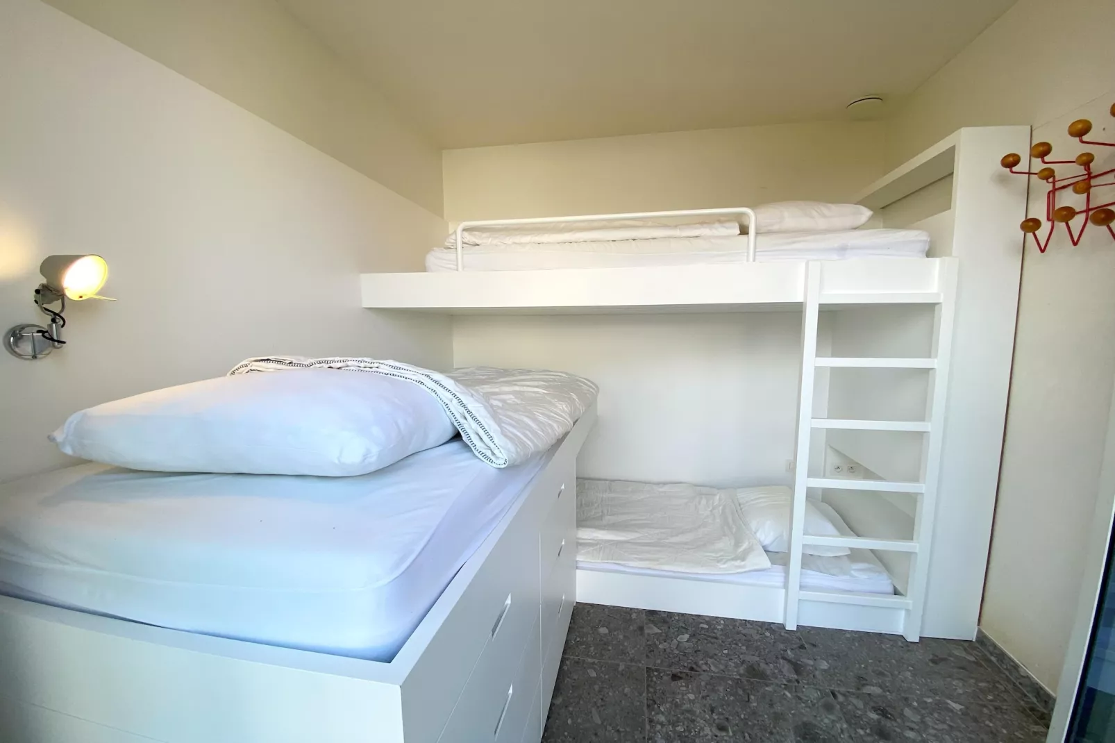 BLANCO GV01GAR-Bedroom
