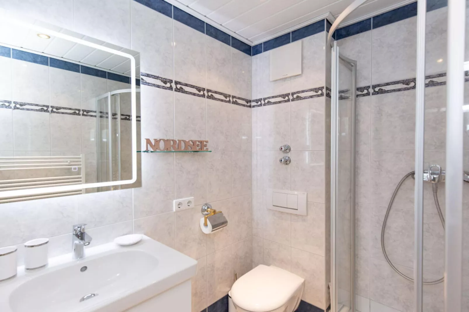 393585-Bathroom