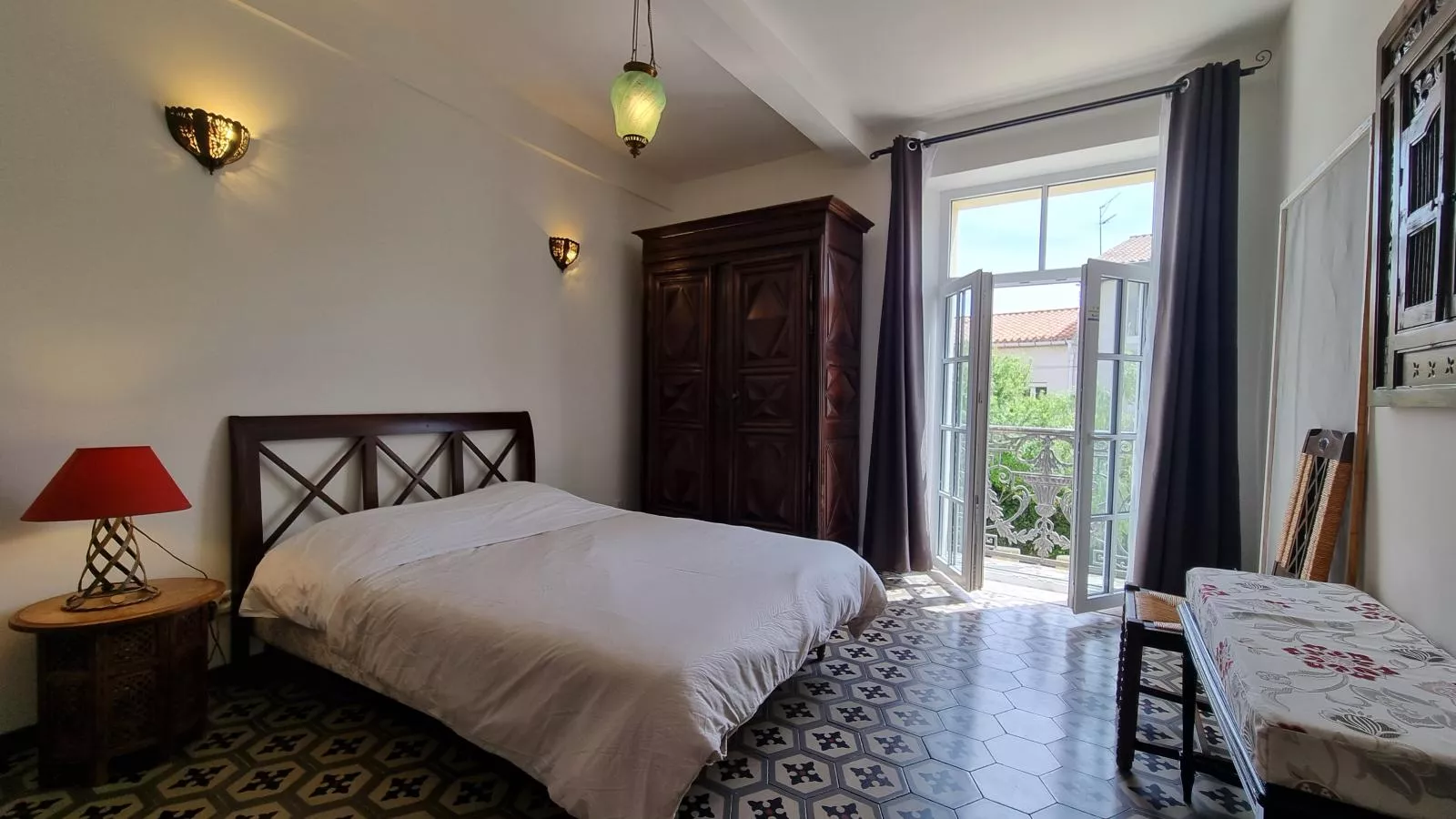 La maison des Vendangeurs-Bedroom