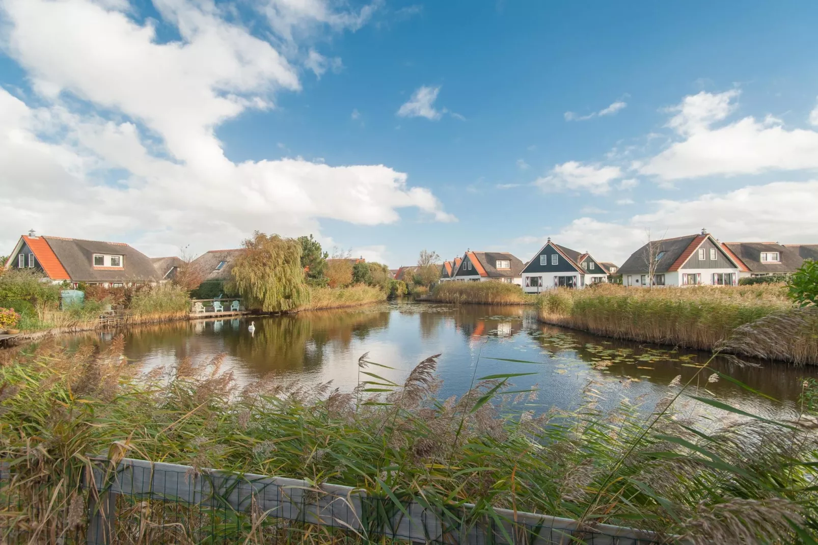 De Buitenplaats 42-Exterior in summer