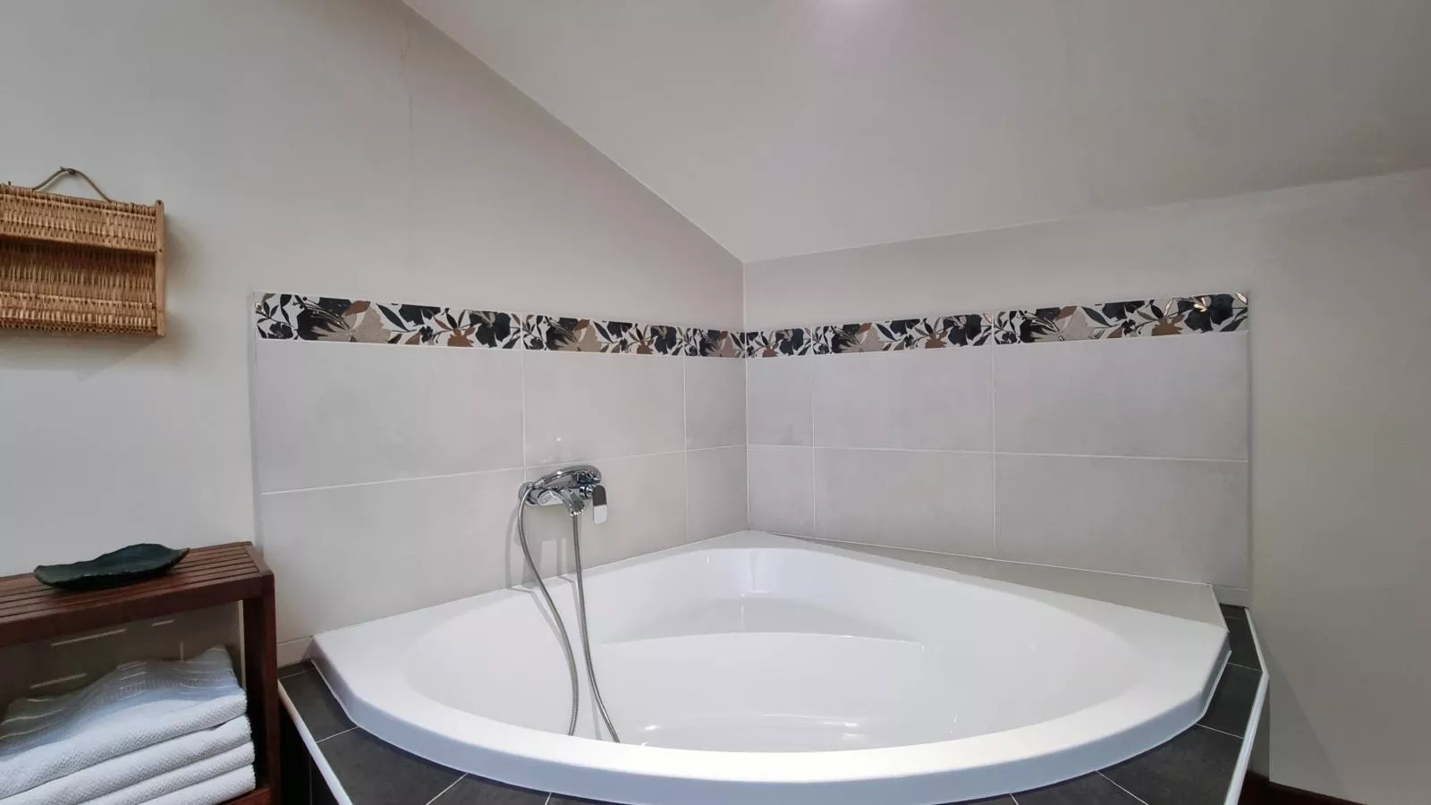 La maison des Vendangeurs-Bathroom
