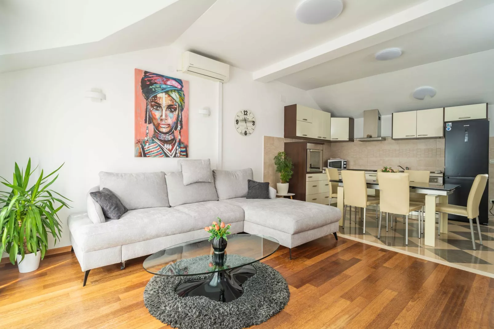 Apartments Isabora - Comfort Three-Bedroom Apartment with Balcony and Sea View (Second Floor)-Intérieur