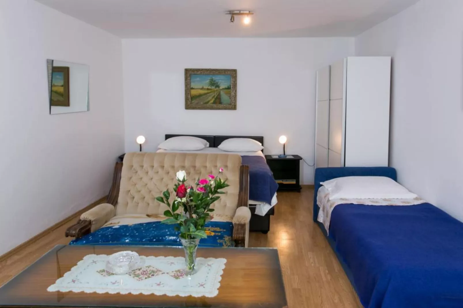 Guest House Kusalo- One Bedroom Apartment with Terrace (Apartman 4)-Salon