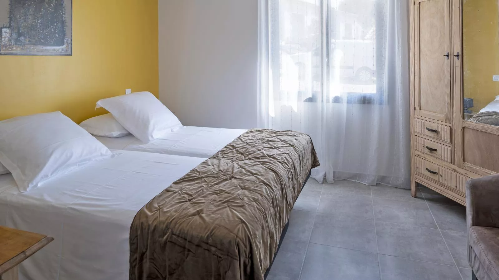 Figuiers-Bedroom