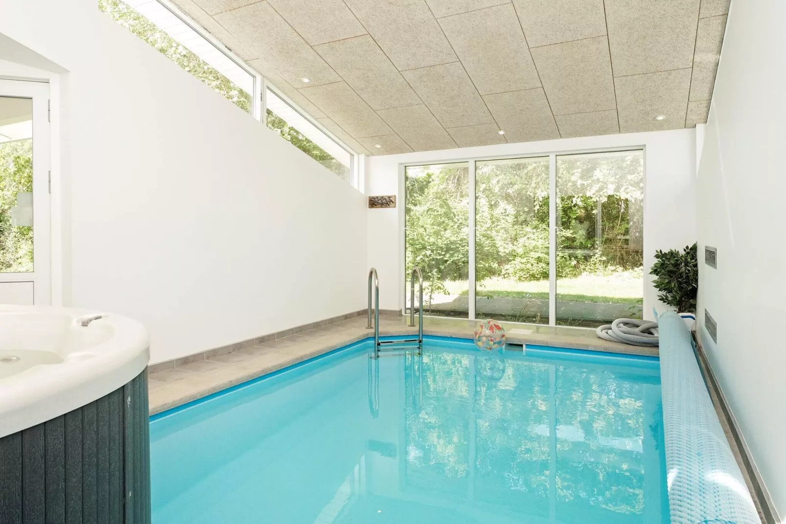 8 person holiday home in Græsted-By Traum-Pool
