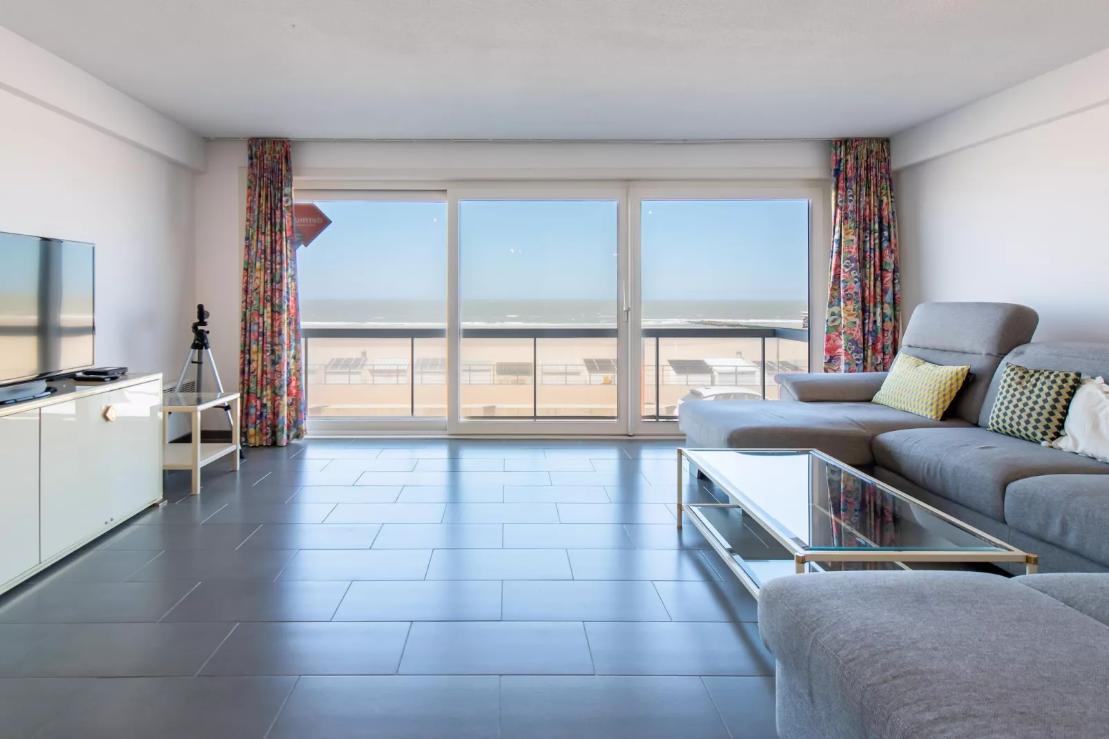 Belle Rive 0101-Living room