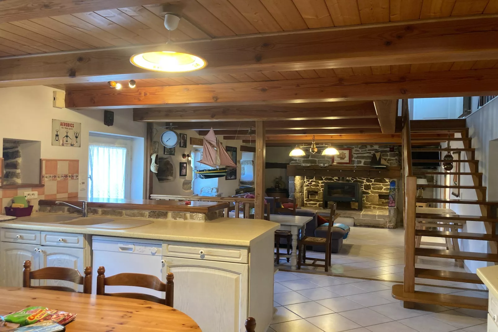 Jolie maison proche de la mer-Kitchen