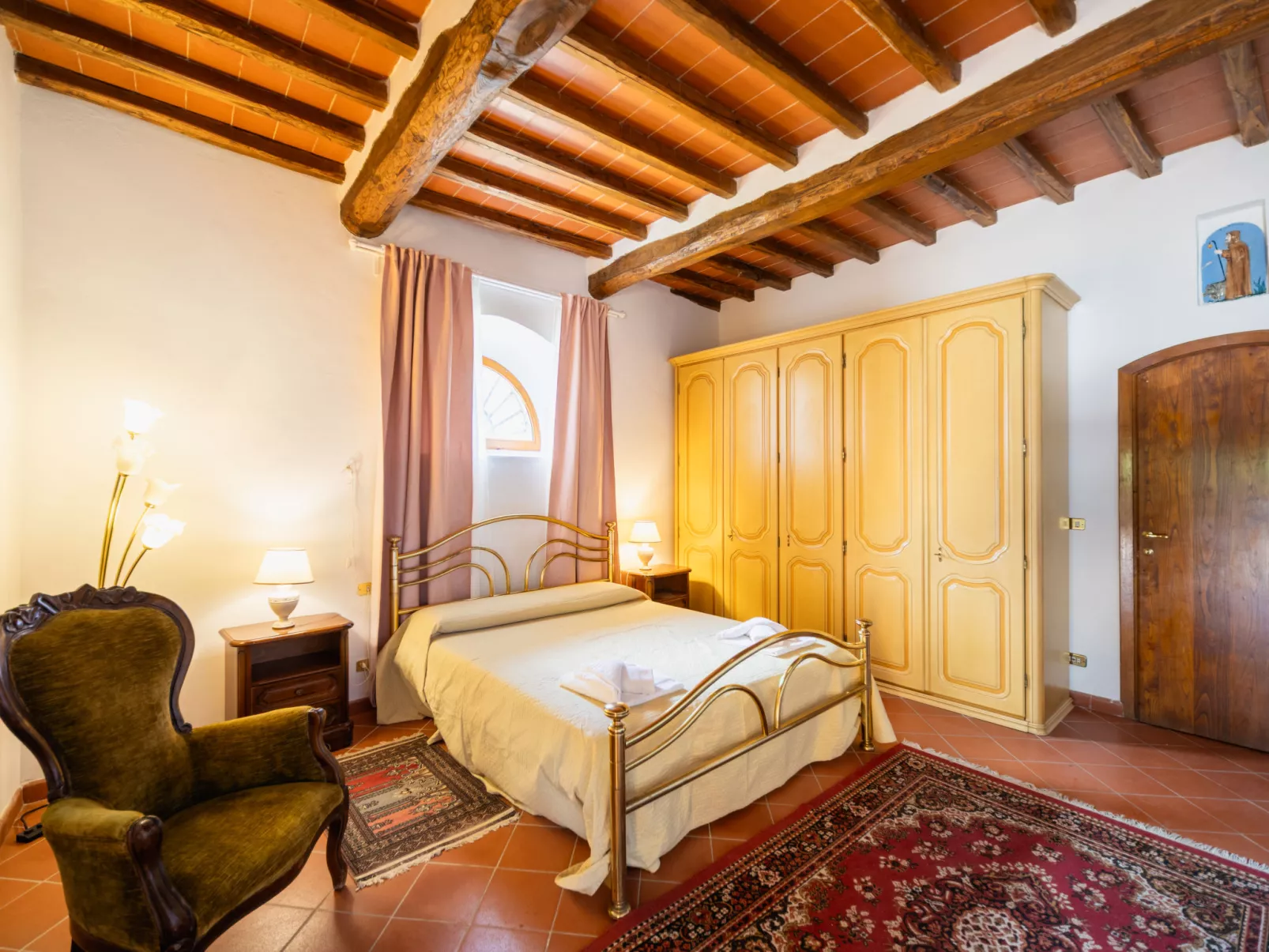 Antico Loggiato-Inside