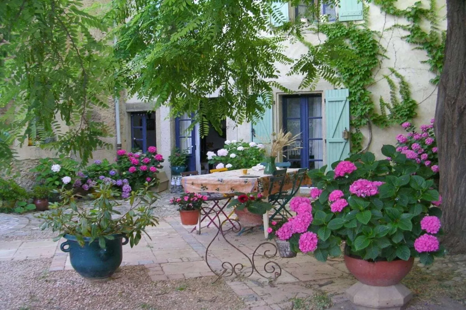 96250-Terrasse / balcon