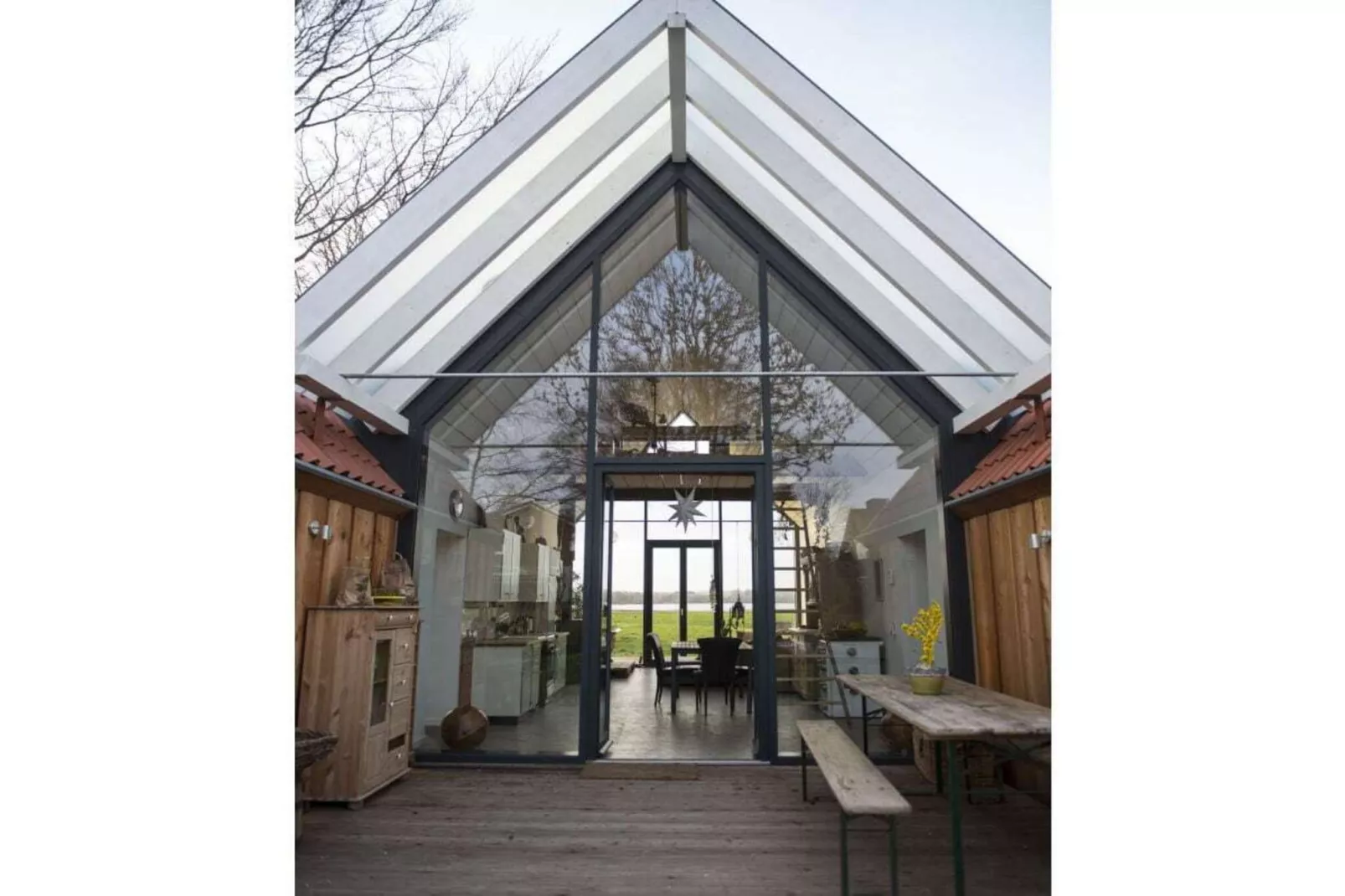 265405-Exterior in summer