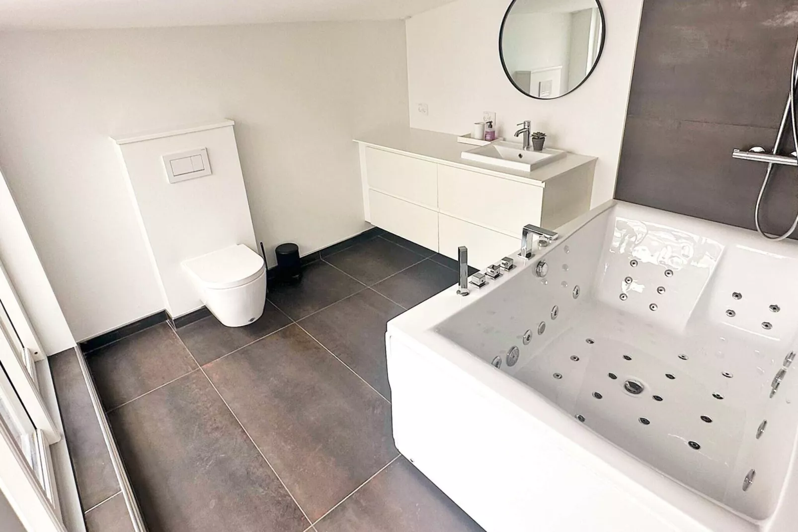 Renovierter Ruckzug in Marielyst -- By Traum Ferienwohnungen-Wellnessbereich