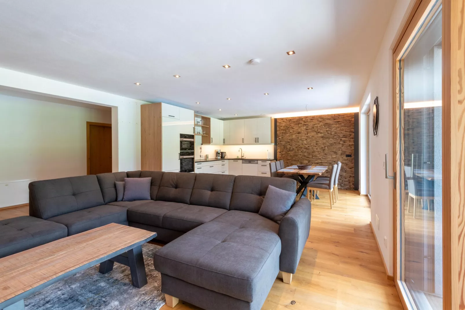 Penthouse Fuchs 2-Living room