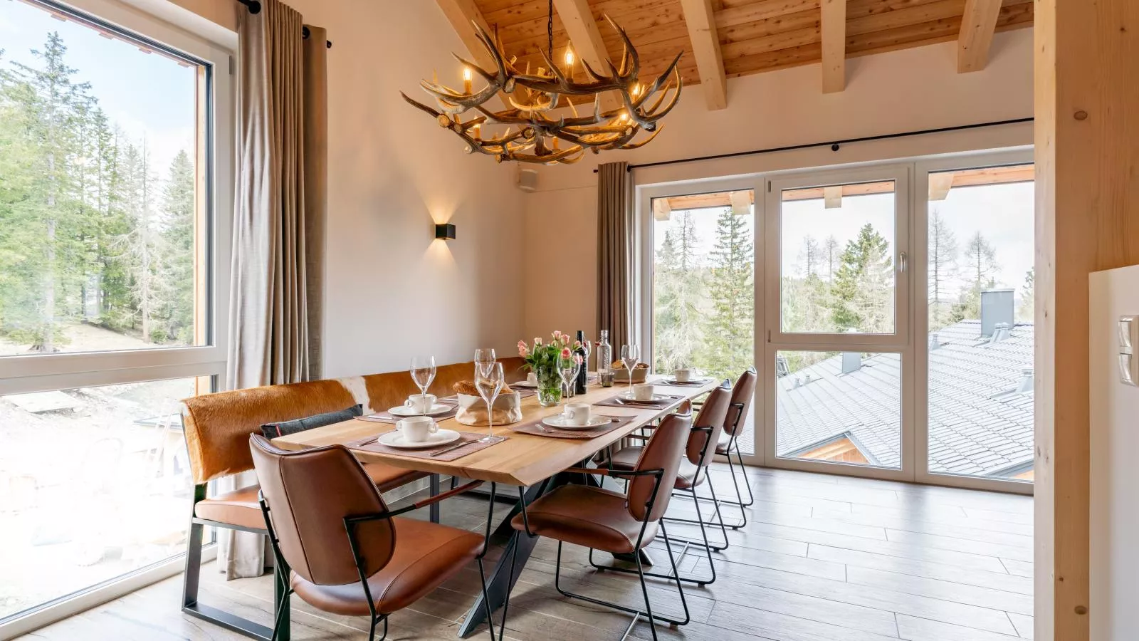 Haus Vlietländer-Dining room