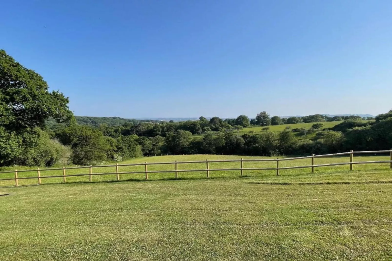 Chartwell Luxury Dome-Areas within 5km in summer