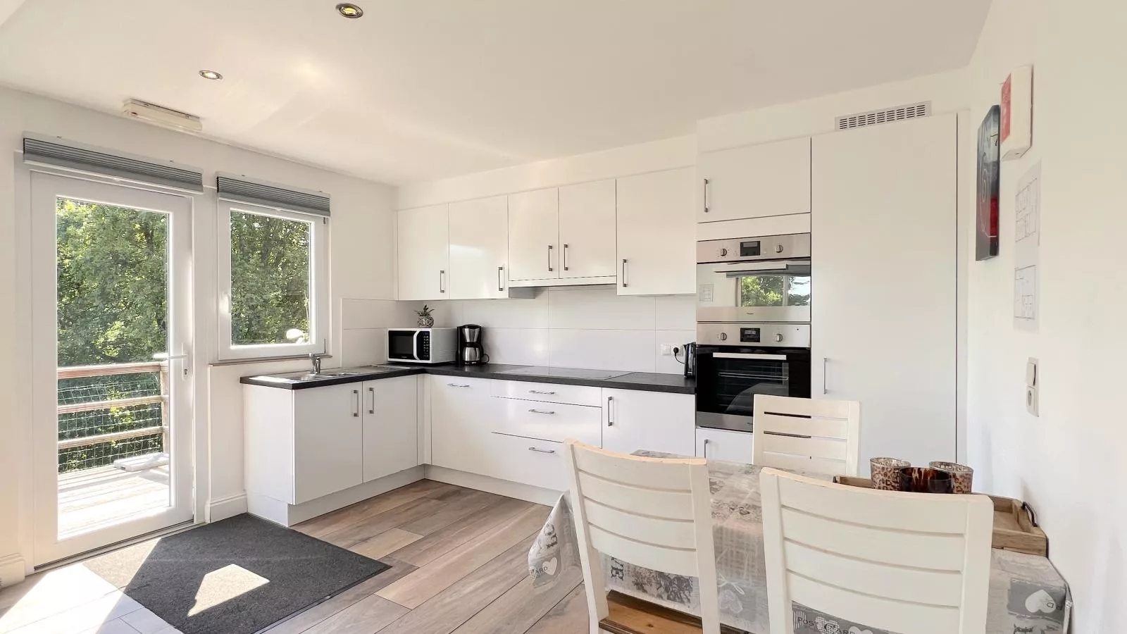 Devant les Thiers-Kitchen