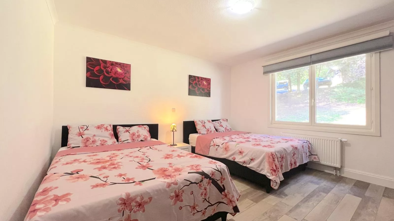 Devant les Thiers-Bedroom