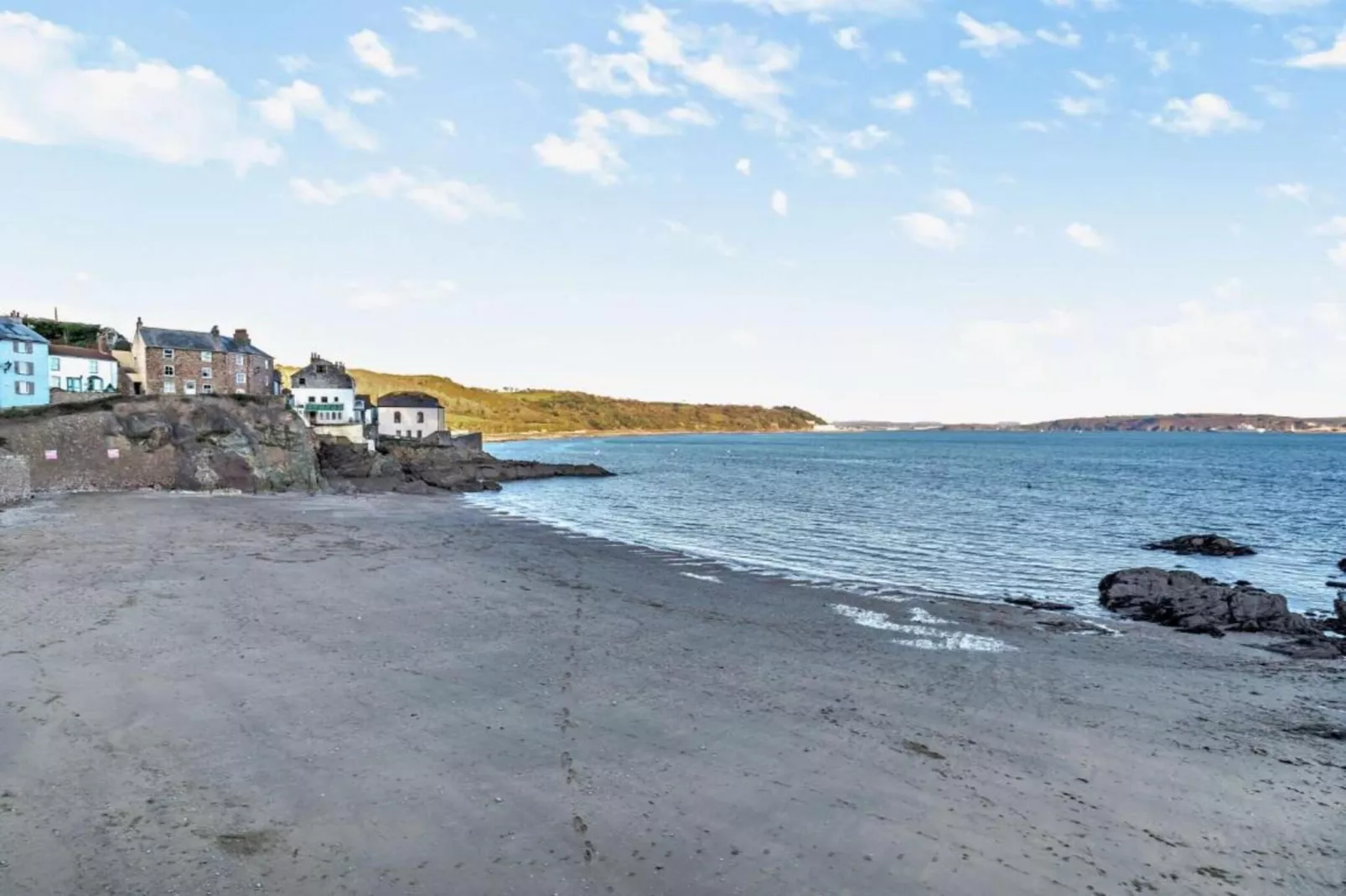Penlee Narrows, Kingsand-Areas within 1km in summer