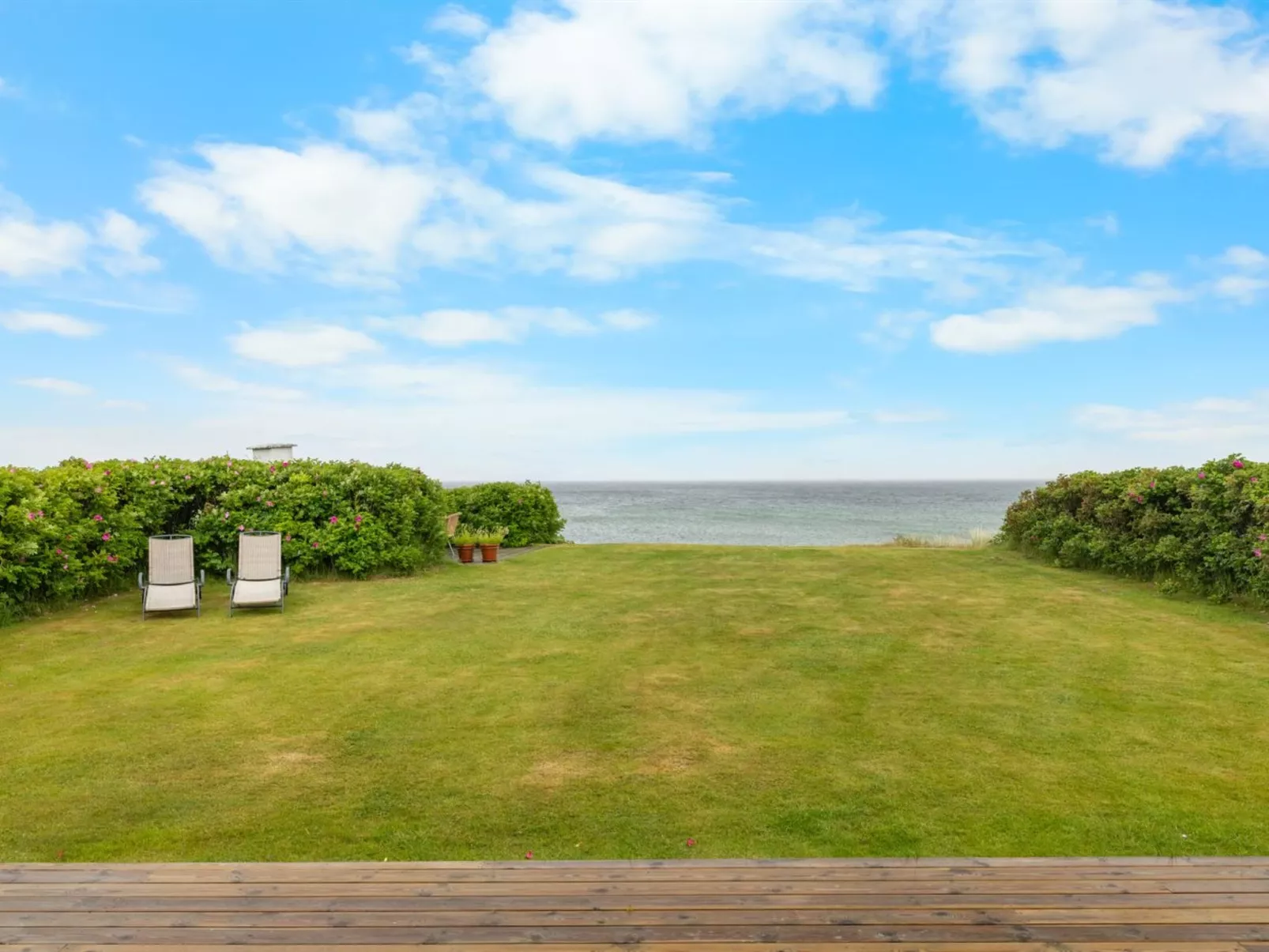 "Dimo" - 20m from the sea-Outside
