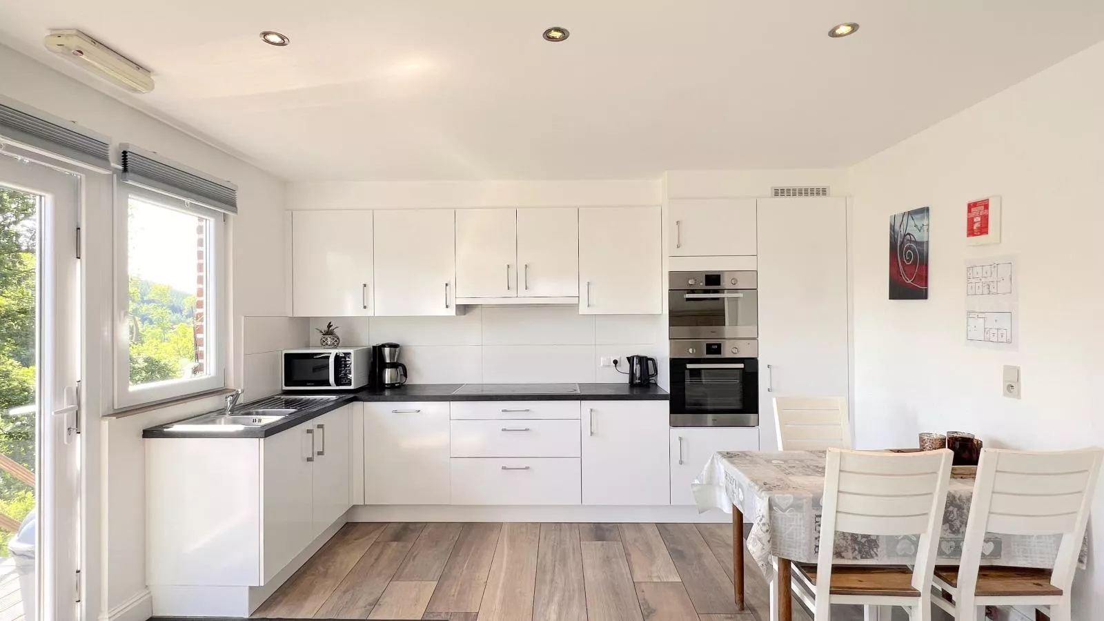 Devant les Thiers-Kitchen