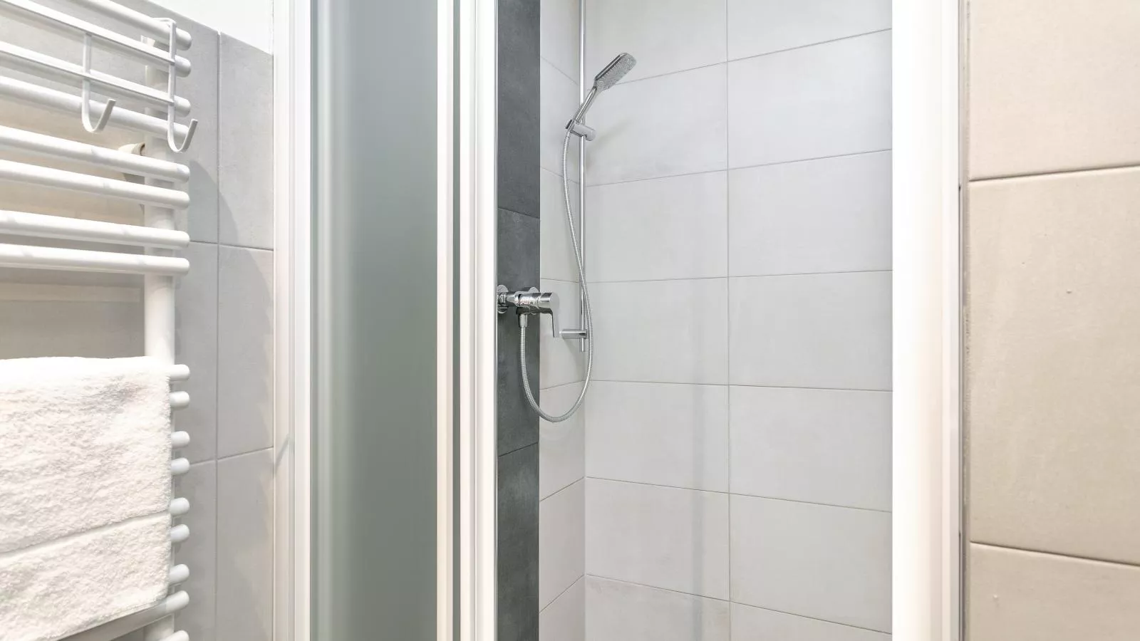 Eden Kleinbichl Top 7-Bathroom