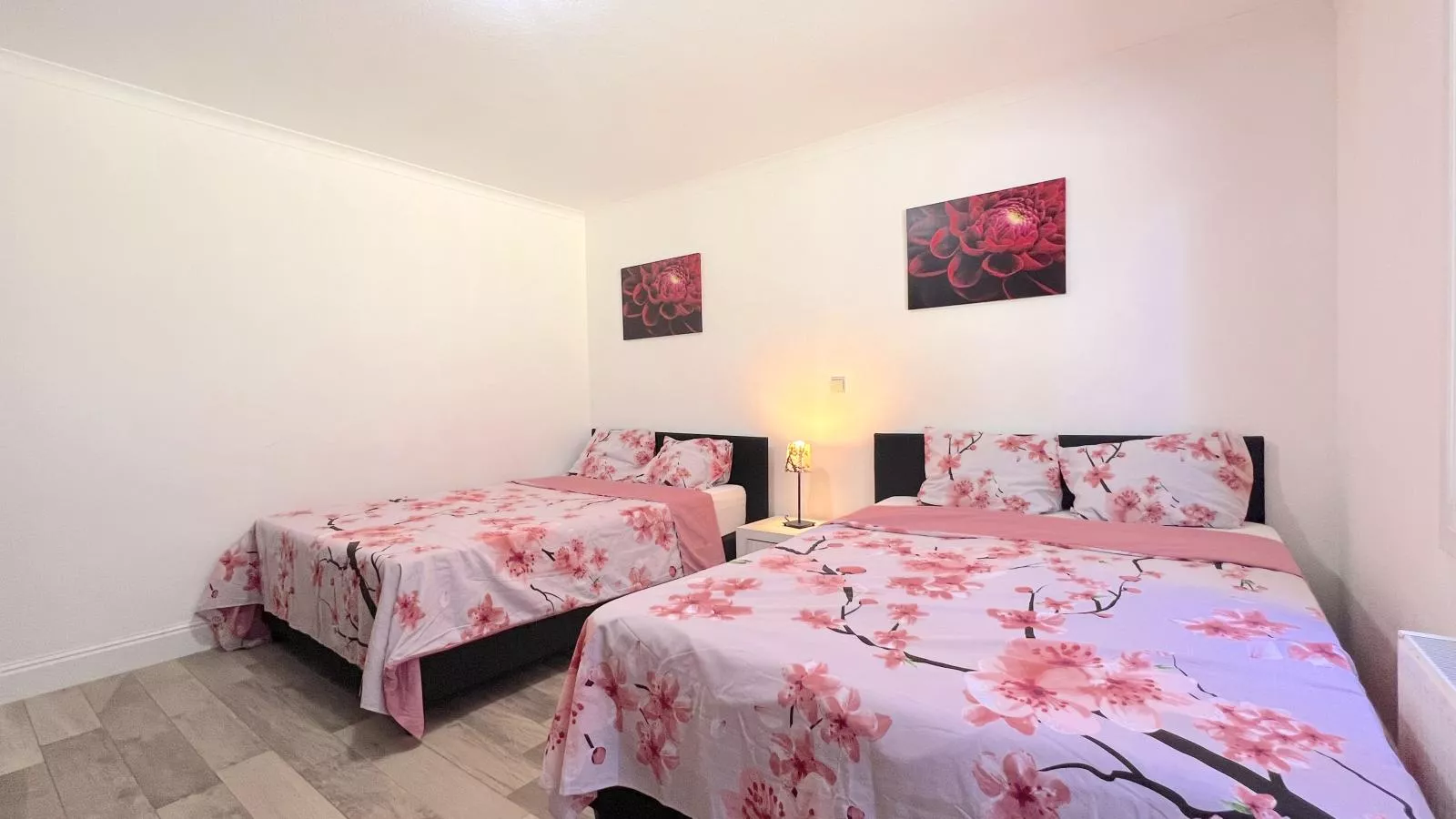 Devant les Thiers-Bedroom