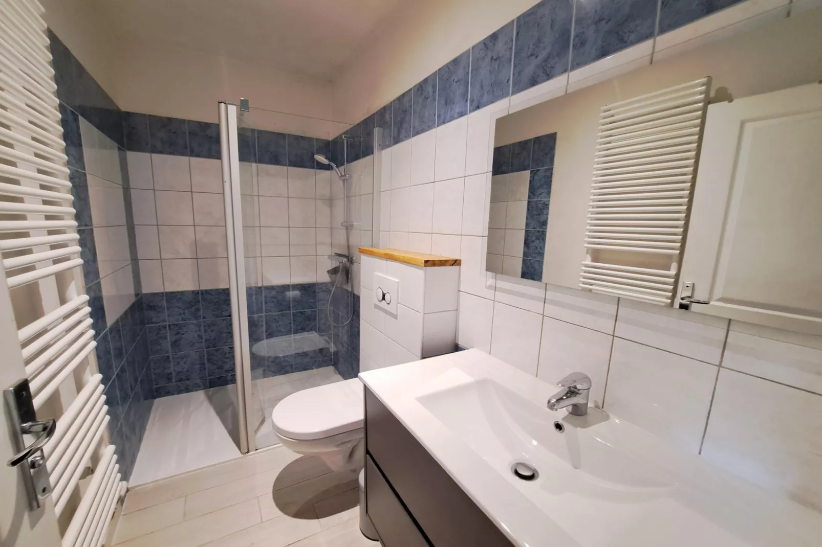 Doppelhaushälfte in Telgruc sur mer-Salle de bain