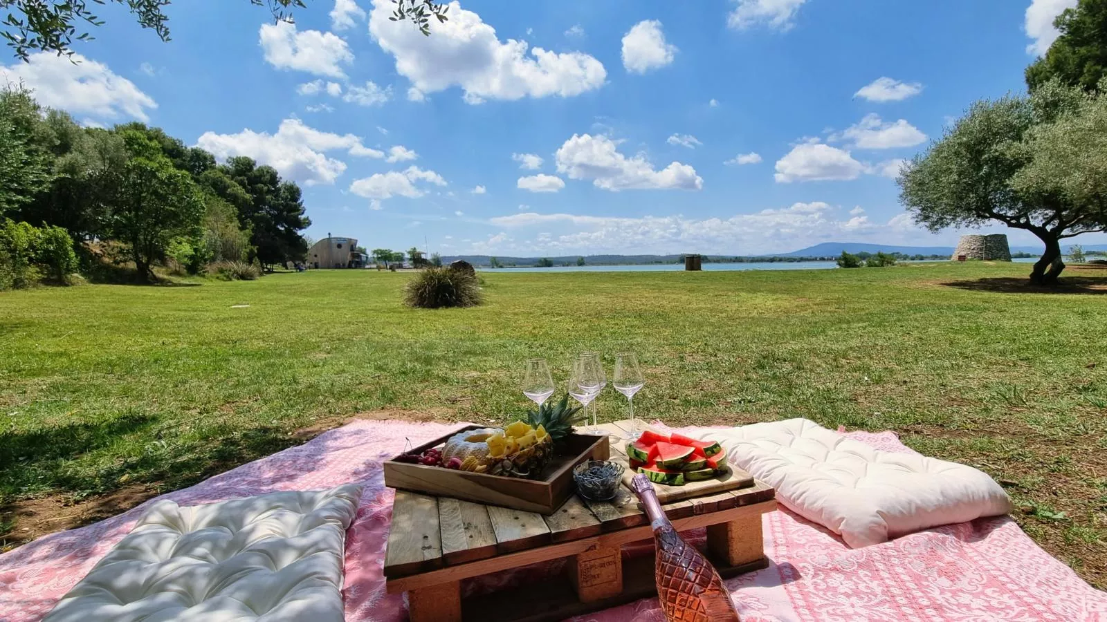 Cottage du Lac 63-Areas summer 1km