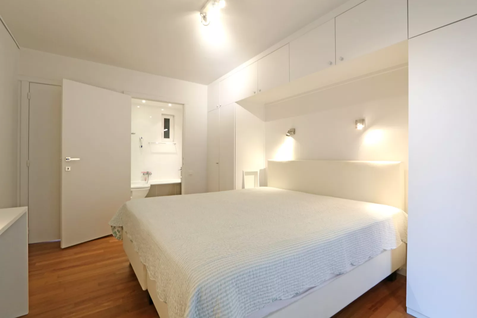 Vivaldi 34  Stpl - Bedroom