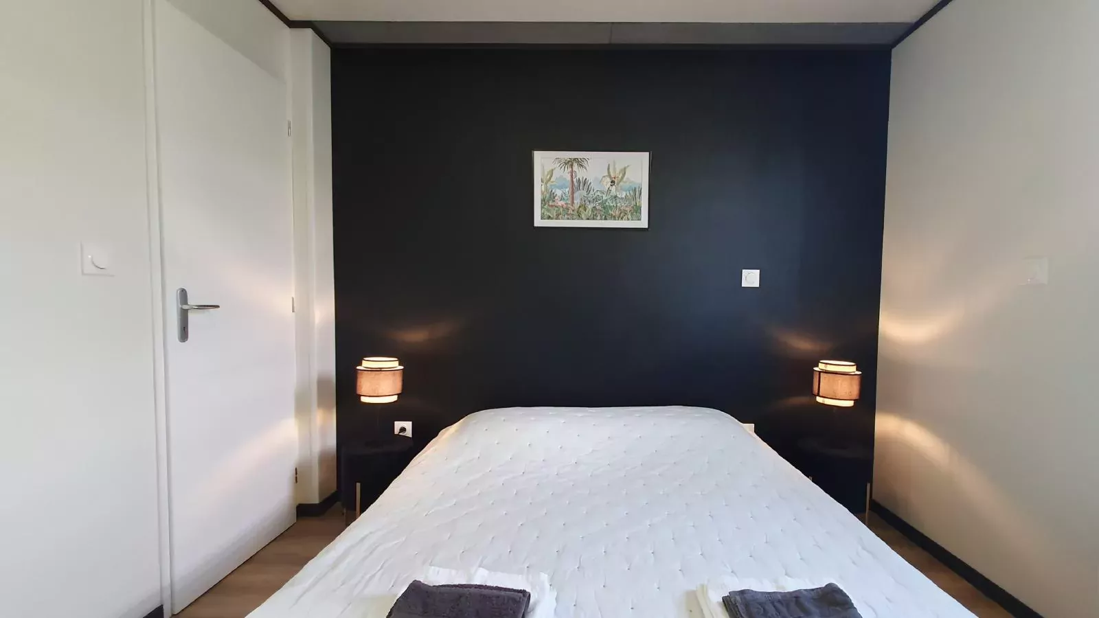 Cottage du Lac 63-Bedroom