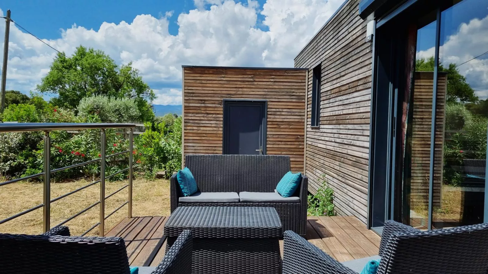 Cottage du Lac 63-Terrace balcony