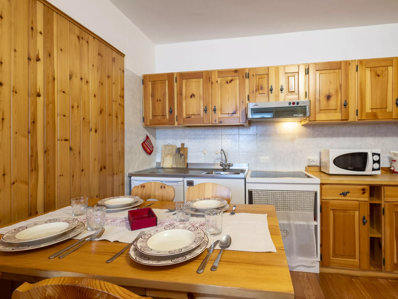 Andossi Studio Apartment-Inside