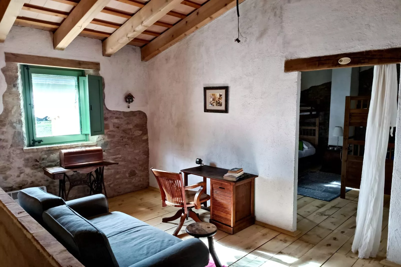 Vivalidays Casa Rural Anna   Mieres  Gerona-Salon